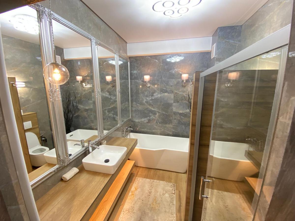 Rentnow Modern Lux Apartment In Centre Chisinau Exterior photo