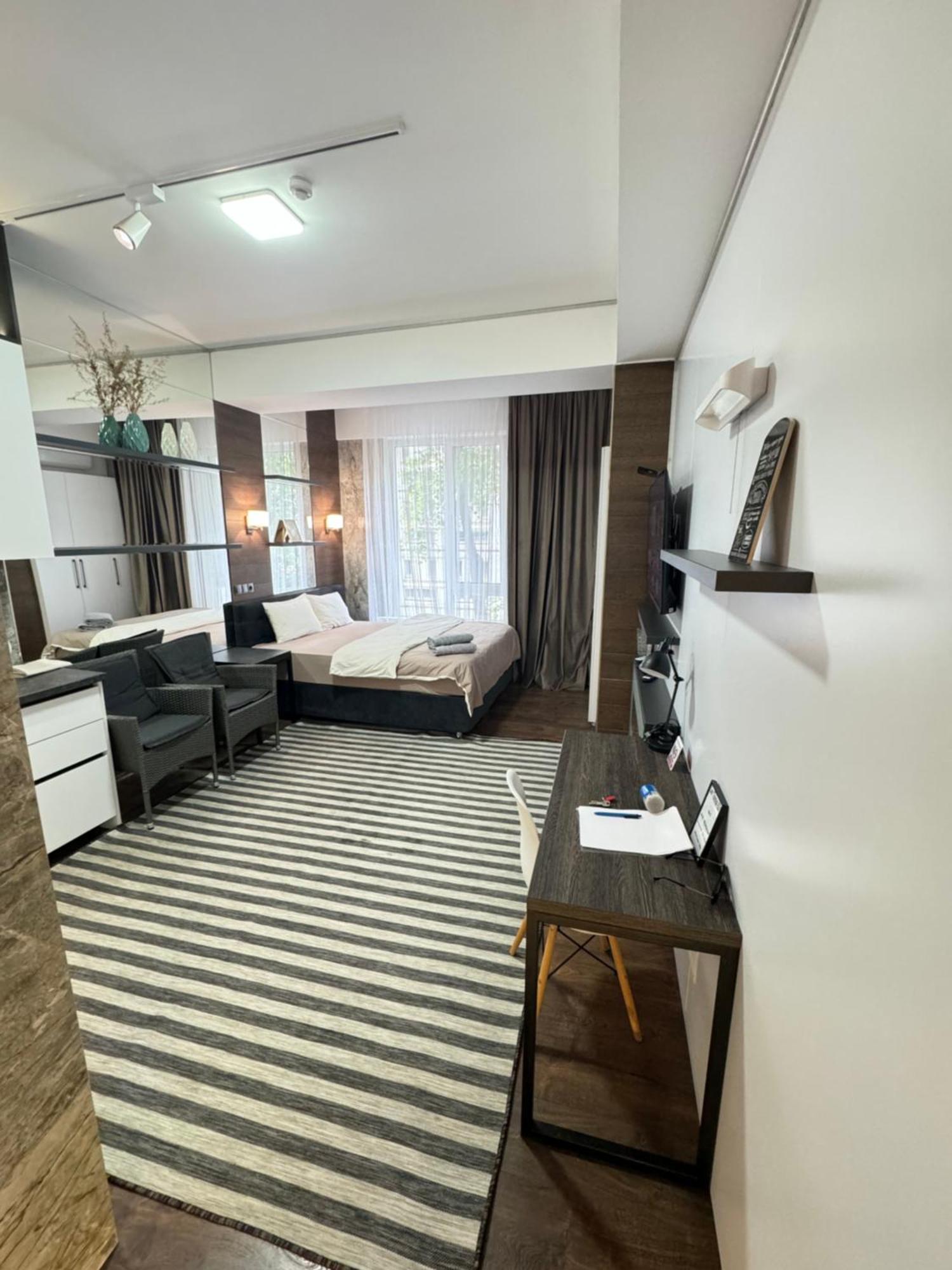 Rentnow Modern Lux Apartment In Centre Chisinau Exterior photo